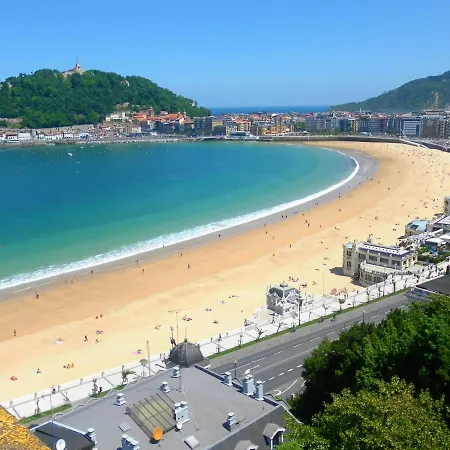Apartment With 2 Bedrooms In Donostia With Furnished Terrace And Wifi 50 M From The Beach San Sebastian