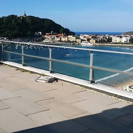 With 2 Bedrooms In Donostia With Furnished Terrace And Wifi 50 M From The Beach