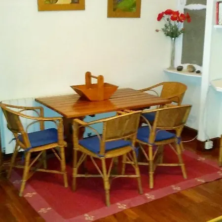 With 2 Bedrooms In Donostia With Furnished Terrace And Wifi 50 M From The Beach San Sebastián