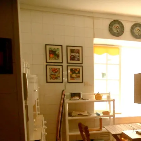 Apartamento With 2 Bedrooms In Donostia With Furnished Terrace And Wifi 50 M From The Beach *